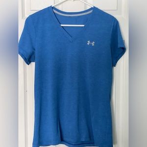 Women’s Under Armour Tshirt, Size M